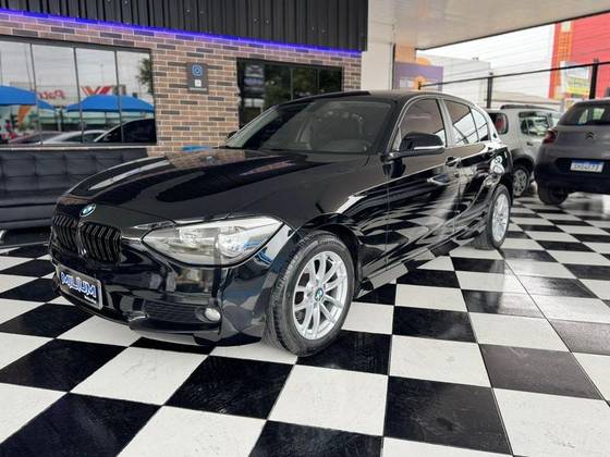 BMW 116i 1.6 16V TURBO GASOLINA 4P AUTOMÁTICO BMW 116i 1.6 16V TURBO GASOLINA 4P AUTOMÁTICO